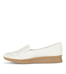 Amry Slip On Loafer Cream - Women