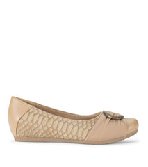 Mabely Flat Camel - Women