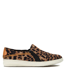 Yadier Slip On Sneaker Auburn Leopard - Women