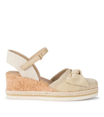 Arabelle Closed Toe Wedge Sandal Light Gold - Women
