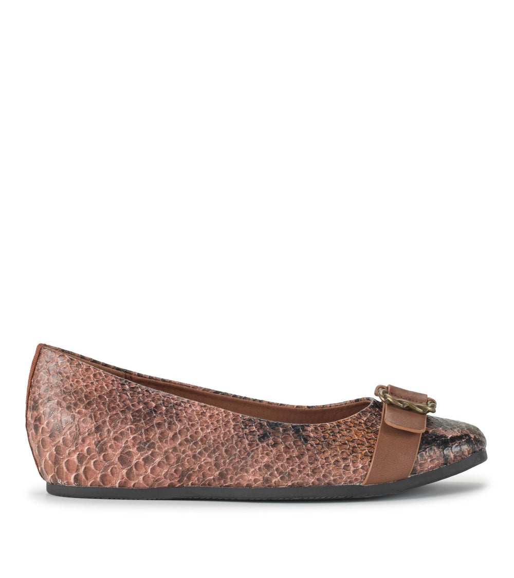 Colette Flat Oak - Women