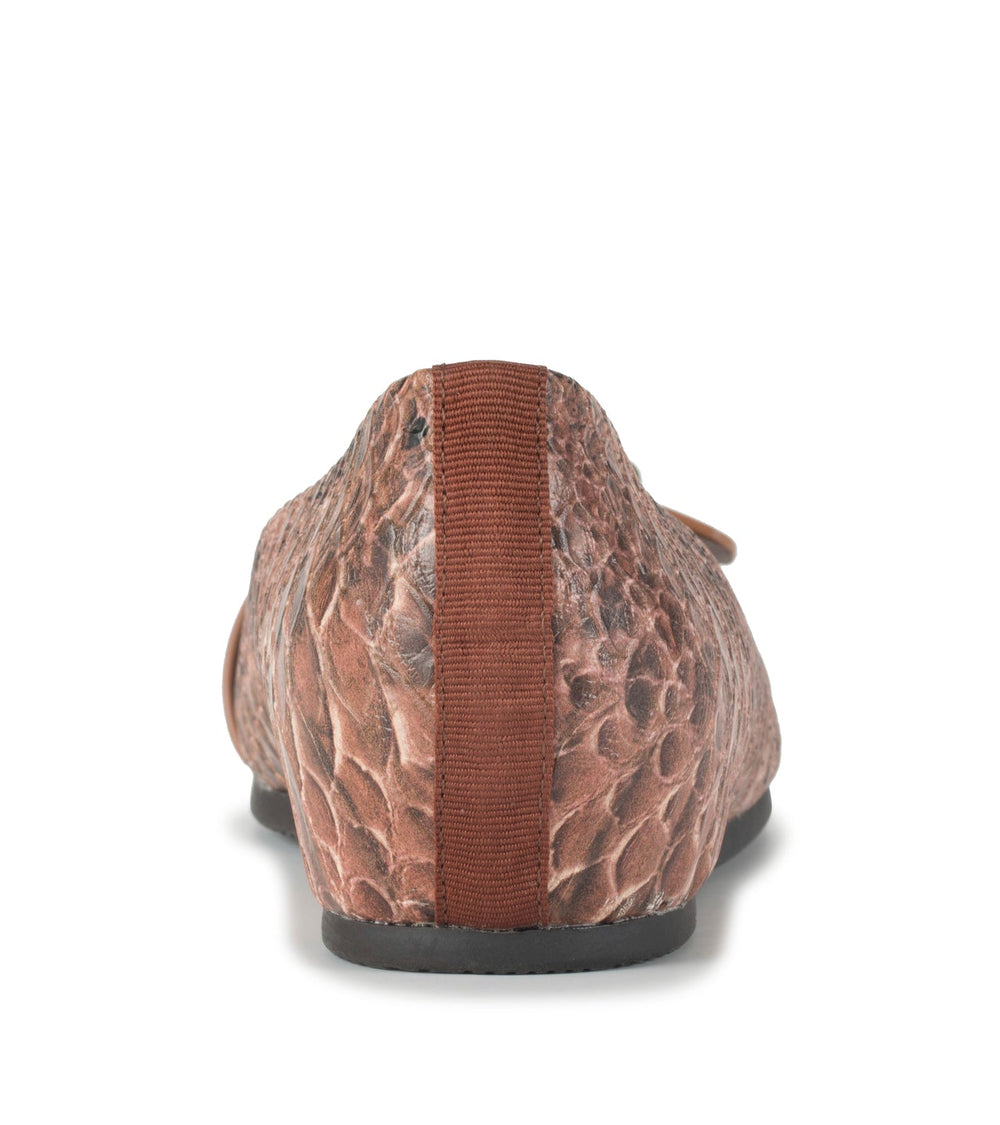 Colette Flat Oak - Women
