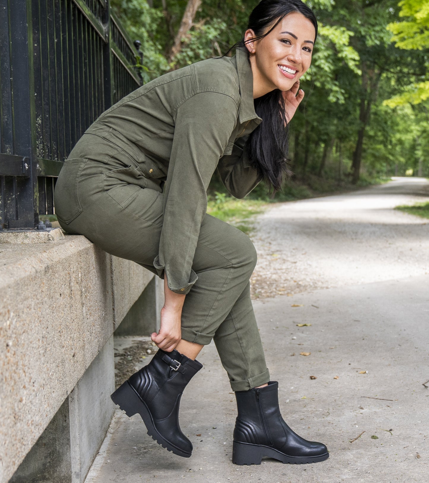 Dovey Midi Boot Black - Women