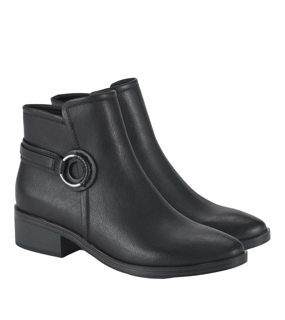 Maddy Bootie Black - Women