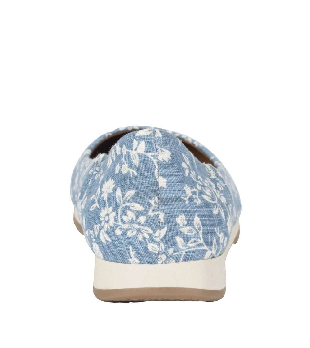 Prim Slip On Blue/White Flower Canvas - Women