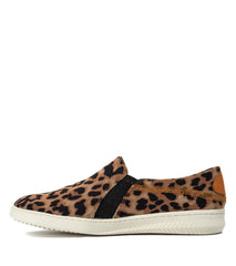 Yadier Slip On Sneaker Auburn Leopard - Women