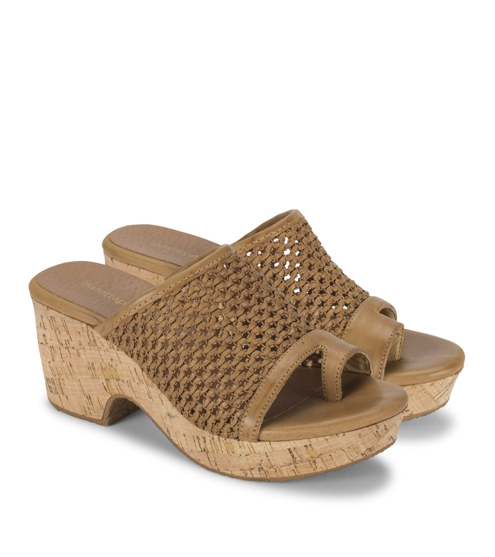 Bethie Wedge Sandal Caramel - Women
