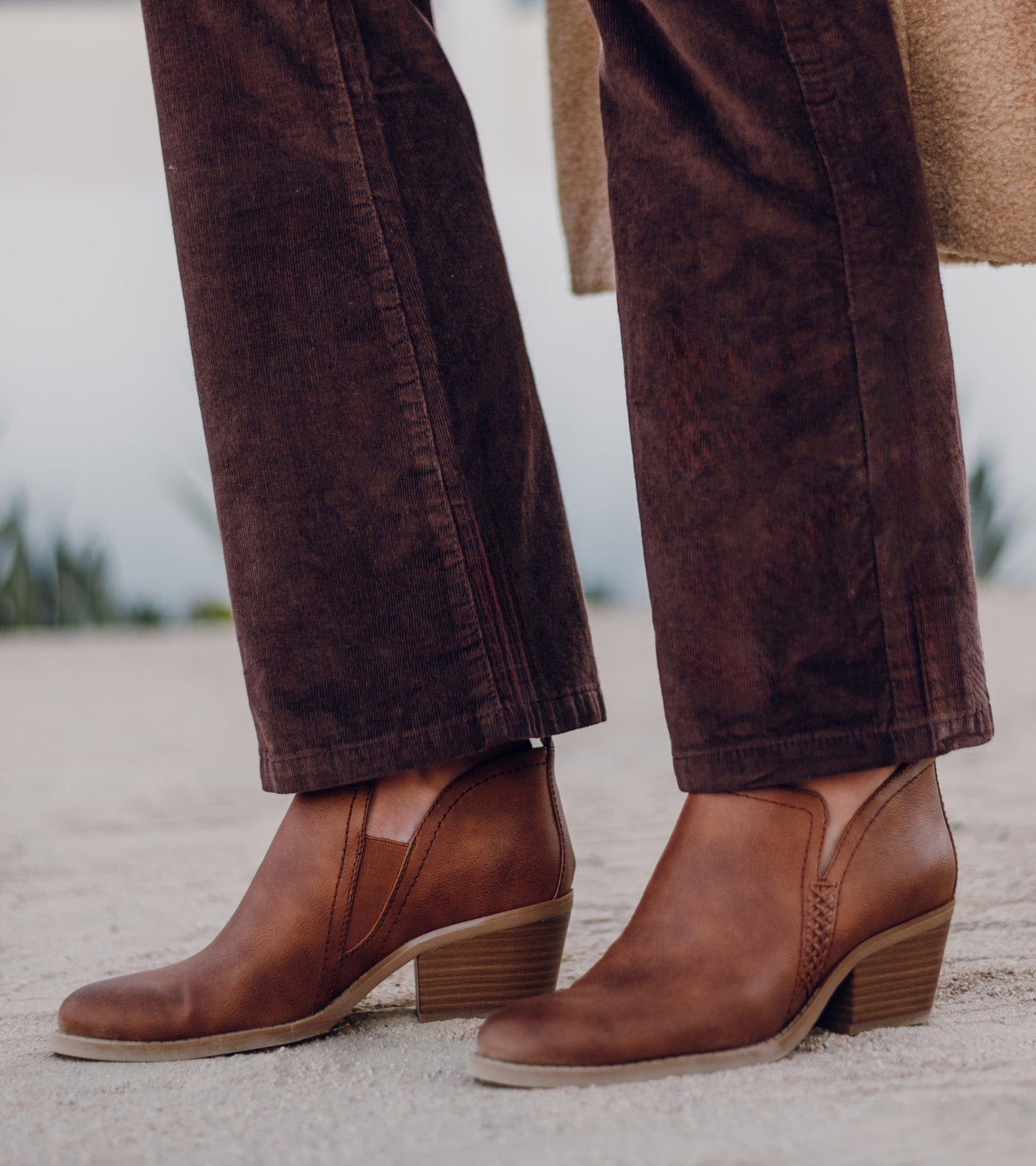 Lidian Ankle Bootie Walnut - Women